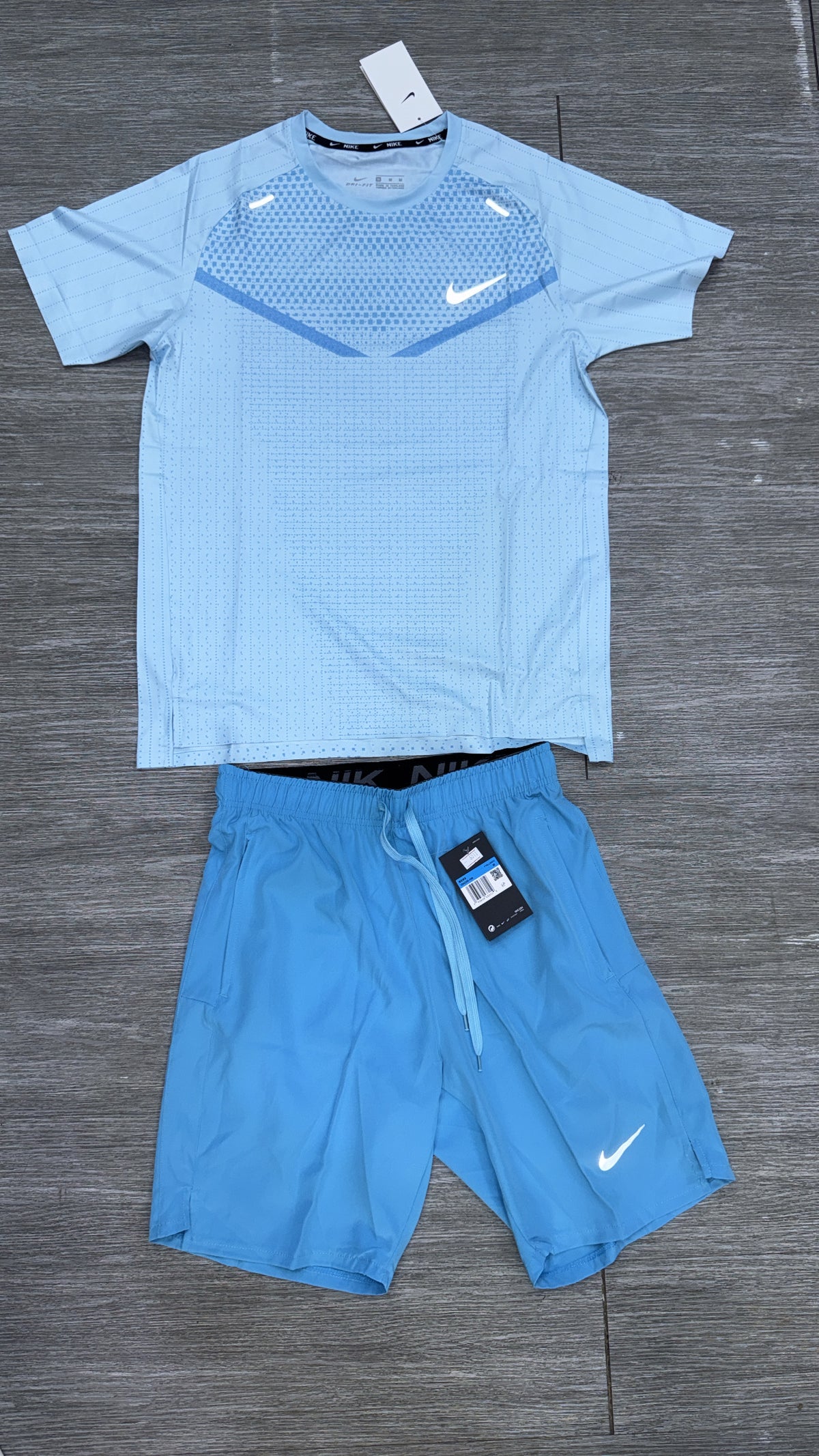 Ensemble Nike running