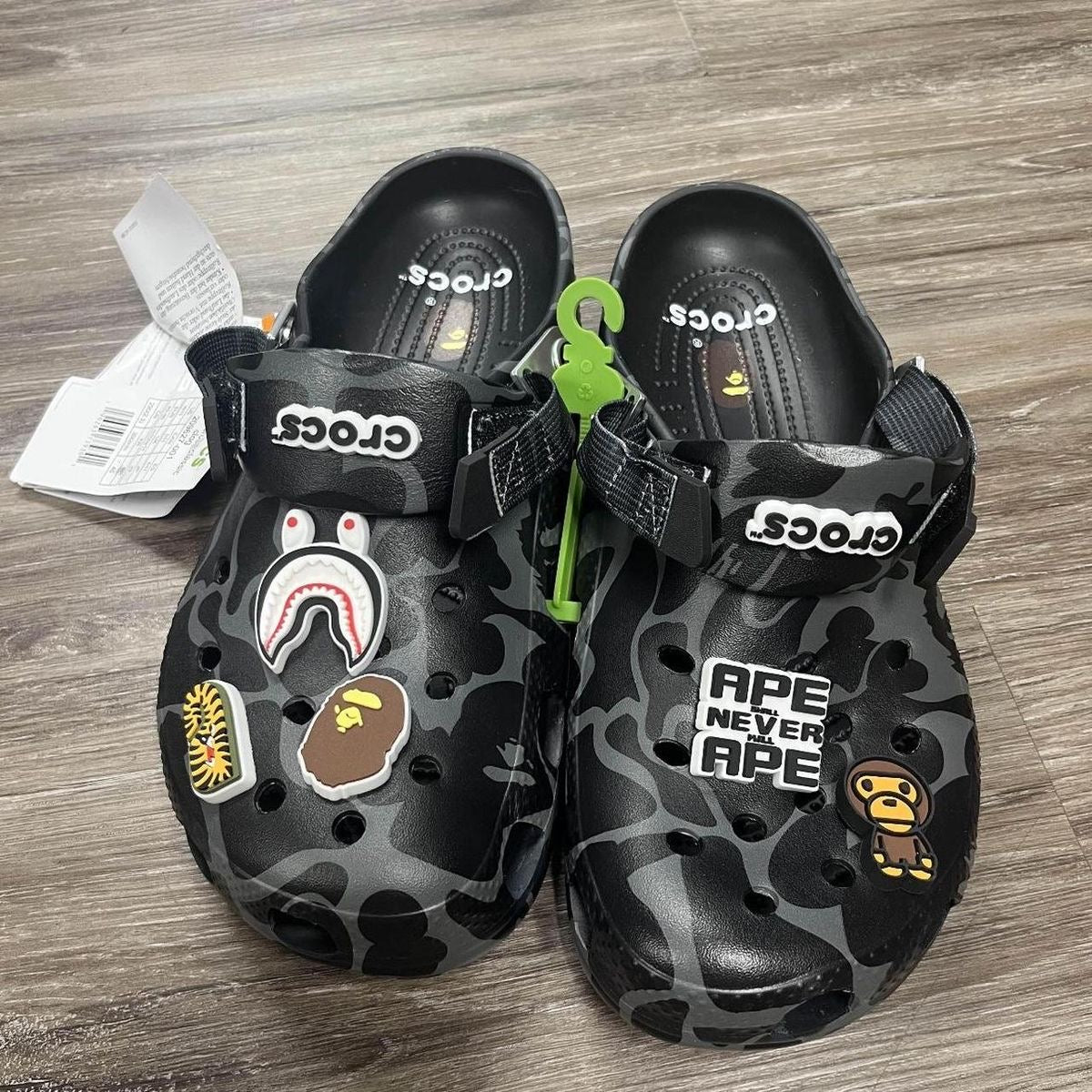 Crocs bape noir