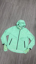 Veste division
