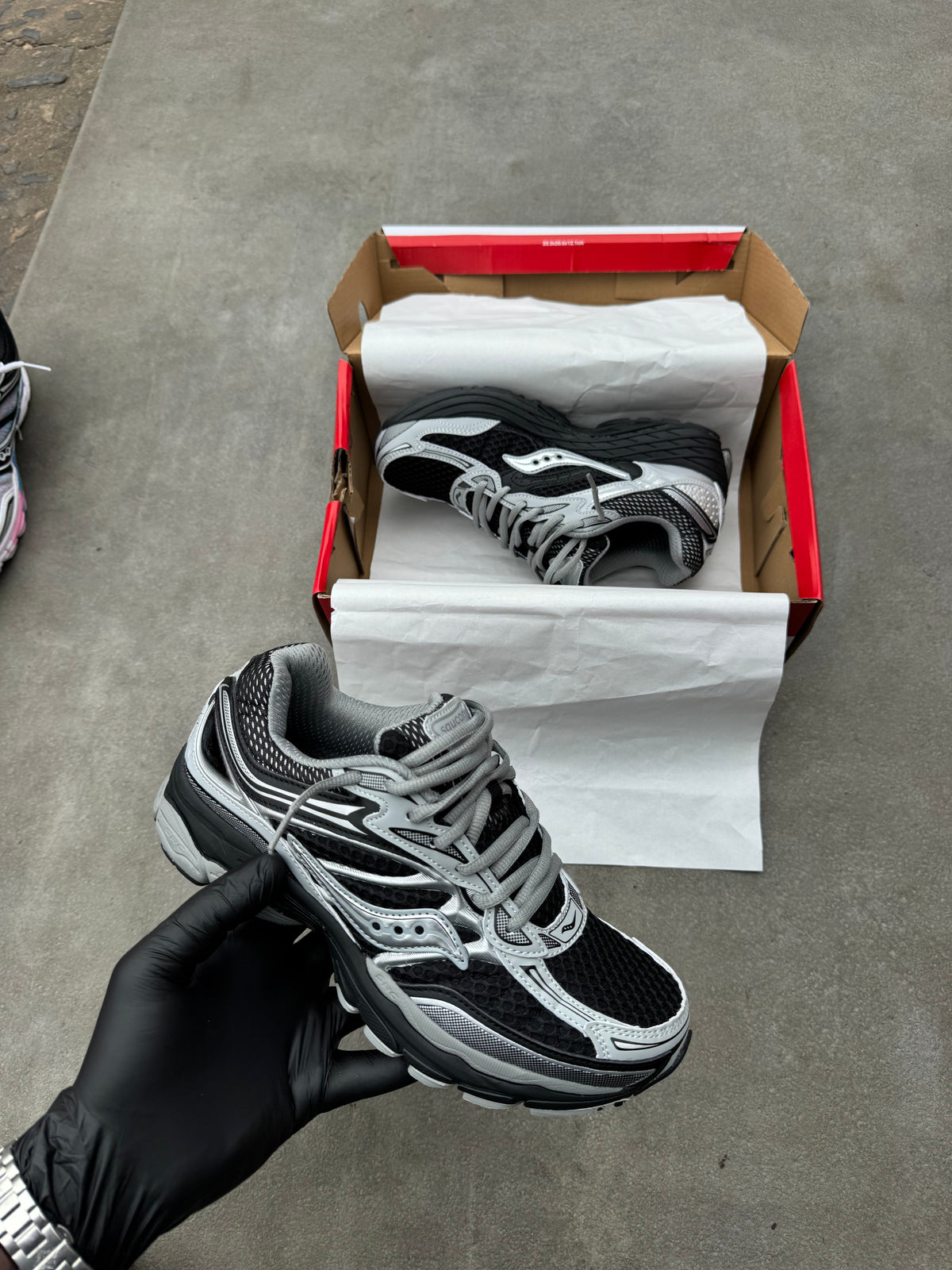 Saucony omm9