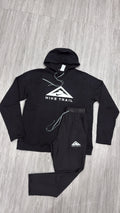 Ensemble Nike trail